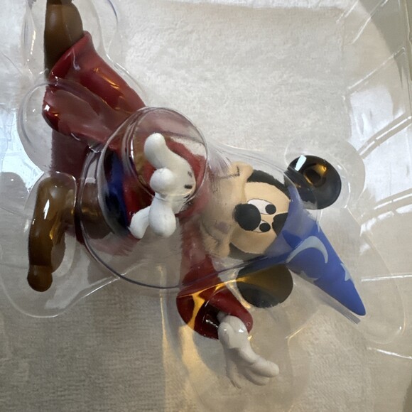 Disney D23 Sorcerer's Apprentice Mickey Mouse Magic & Mystery Figure 2024 - Picture 4 of 5